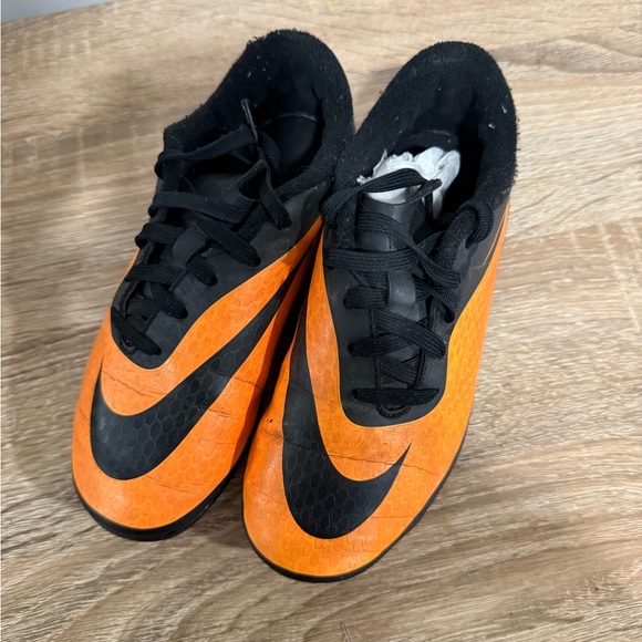 Nike Other - Nike Black and Orange Neymar Hyper-venom cleats